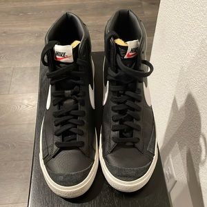 Nike blazer mid ‘77 Vintage black